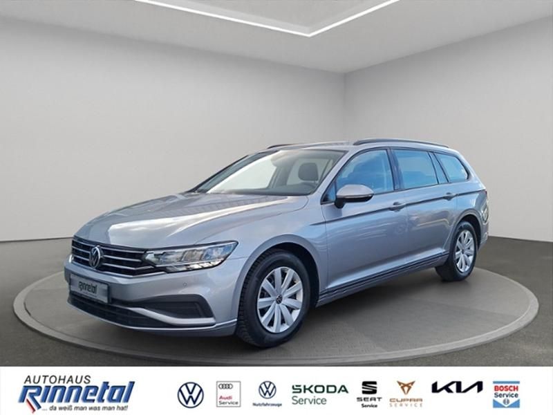 Gebraucht VW Passat Conceptline 150 PS (110 kW) 2022 Pyritsilber metallic Kombi