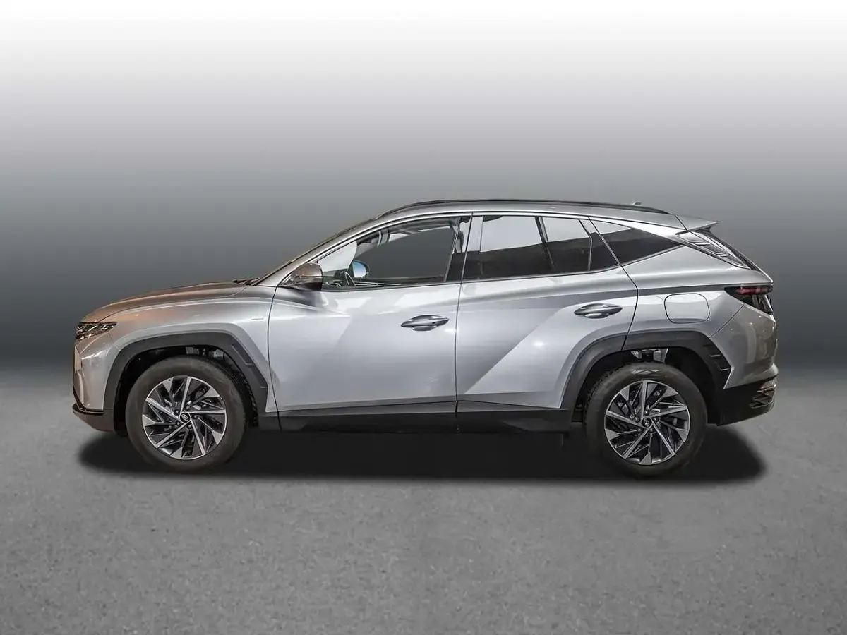 Usata Hyundai Tucson Select 150 CV (110 kW) 2024 Argento SUV