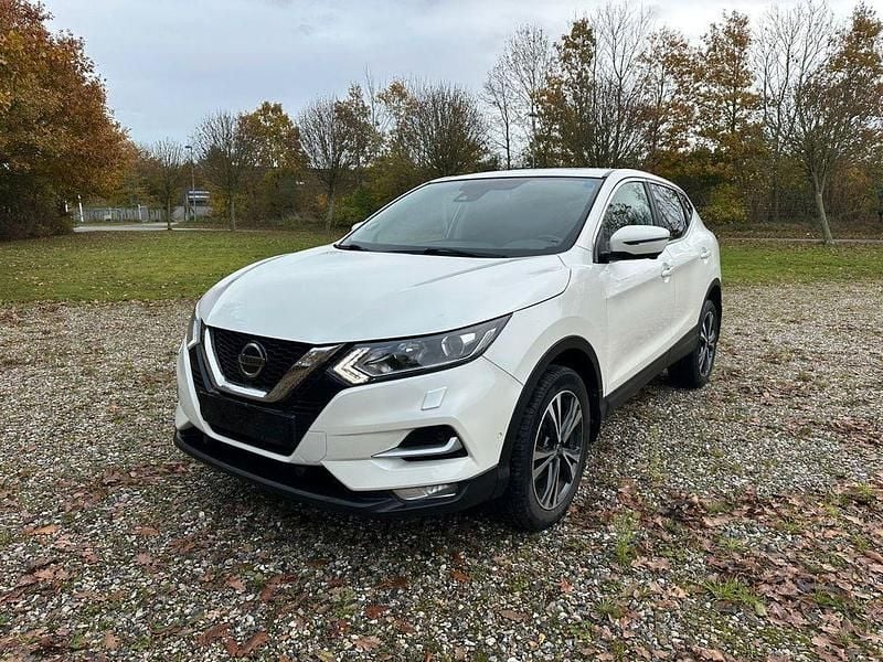 Weiß Gebraucht 2019 Nissan Qashqai Tekna SUV | 13.900 € (Guter Preis) - Bild 1/4