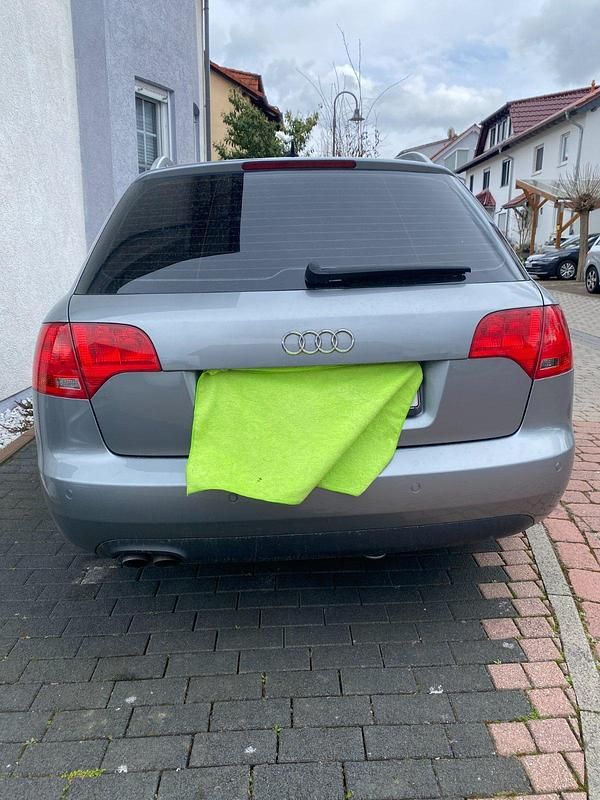 Gebraucht Audi A4 140 PS (102 kW) 2007 Grau Kombi