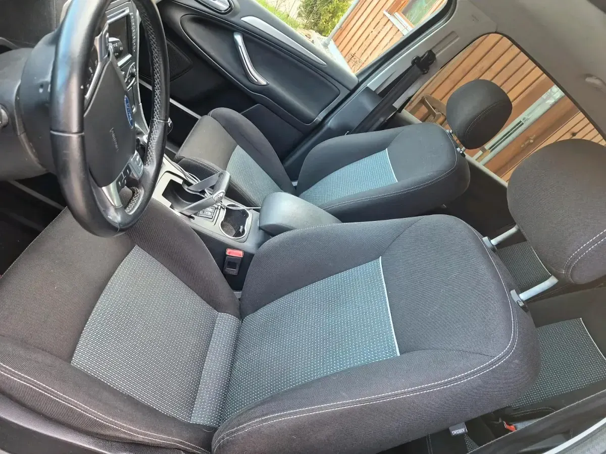 Gebraucht Ford S-MAX Business Edition 163 PS (119 kW) 2014 Andere farben Van / Kleinbus