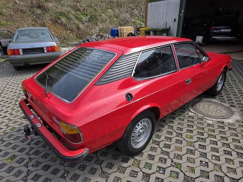 Second-hand Lancia Beta 111 CP (81 kW) 1977 Roșu Coupe