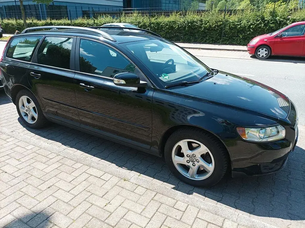 Gebraucht Volvo V50 136 PS (100 kW) 2009 Schwarz Kombi