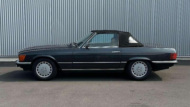 Gebraucht Mercedes SL280 185 PS (136 kW) 1986 Schwarz Cabrio
