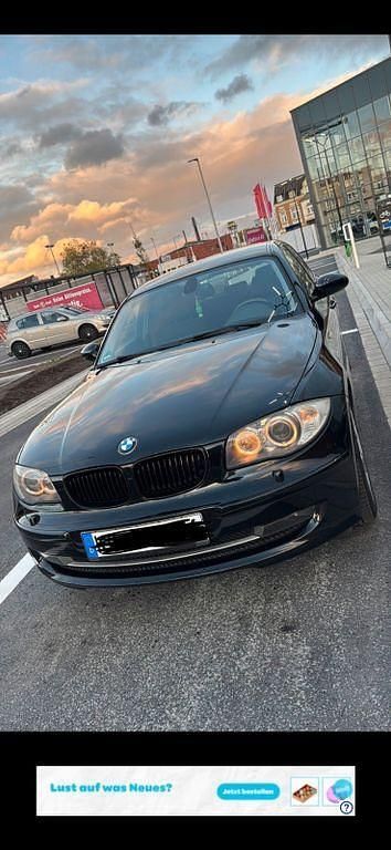 Gebraucht BMW 116 122 PS (89 kW) 2007 Schwarz Kleinwagen