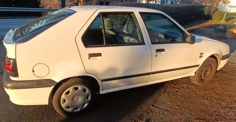 Gebraucht 1995 Renault 19 Elysee Limousine | 2.350 € - Bild 1/4