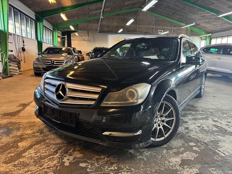 Schwarz Gebraucht 2013 Mercedes C220 AMG Limousine | 5.795 € (Fairer Preis) - Bild 1/4