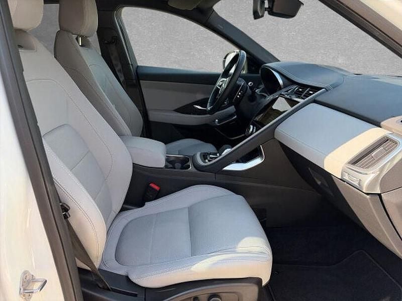 Gebraucht Jaguar E-Pace R 313 PS (230 kW) 2023 Weiß SUV