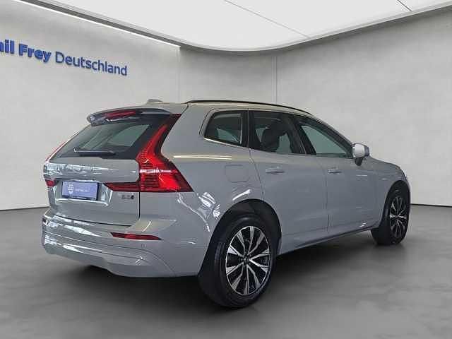 Gebraucht Volvo XC60 Core 250 PS (183 kW) 2024 Vapour grey SUV