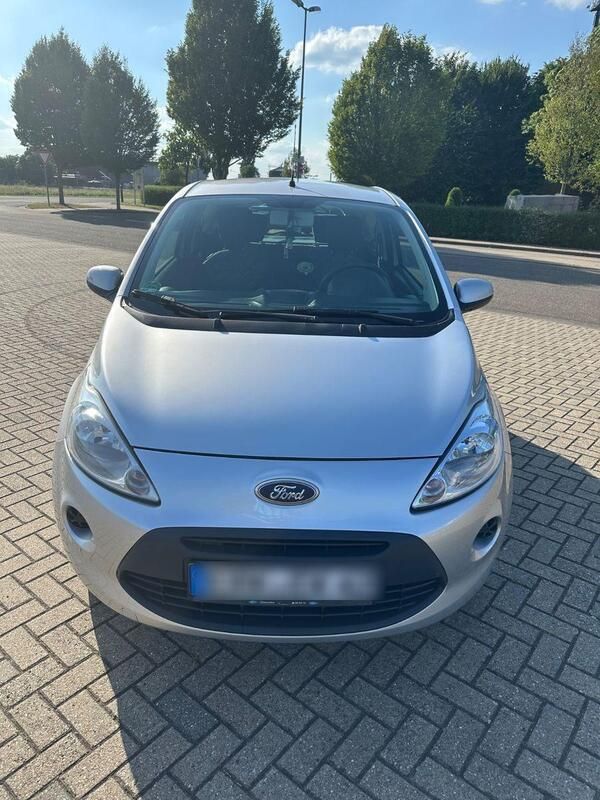 Silber Gebraucht 2011 Ford Ka Ambiente Kleinwagen | 1.900 € (Fairer Preis) - Bild 1/4