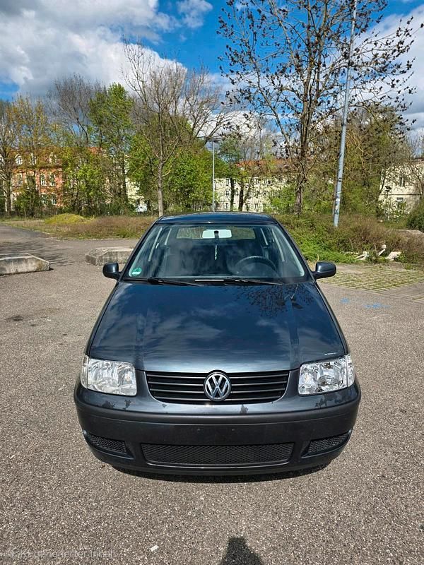 Gebraucht VW Polo 60 PS (44 kW) 2002 Grau Kleinwagen