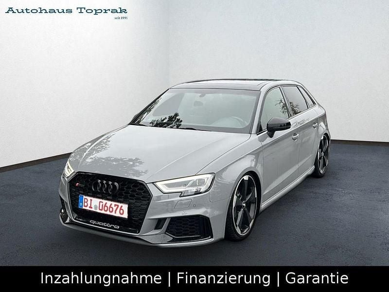Grau Gebraucht 2018 Audi RS3 Sportback Sport Kleinwagen | 39.900 € (Fairer Preis) - Bild 1/4