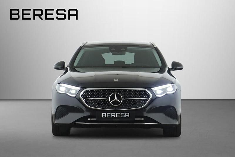 Gebraucht Mercedes E450 Avantgarde 367 PS (269 kW) 2025 Grau Kombi