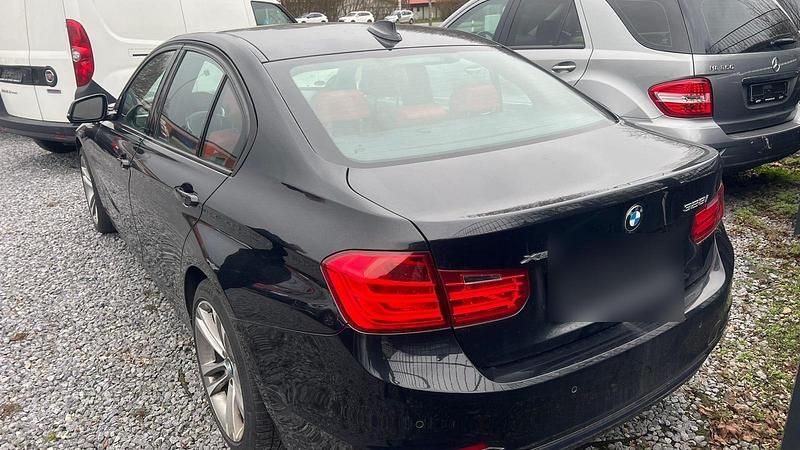 Gebraucht BMW 328 245 PS (180 kW) 2013 Schwarz Limousine