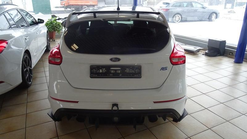 Gebraucht Ford Focus RS 350 PS (257 kW) 2017 Weiß Limousine