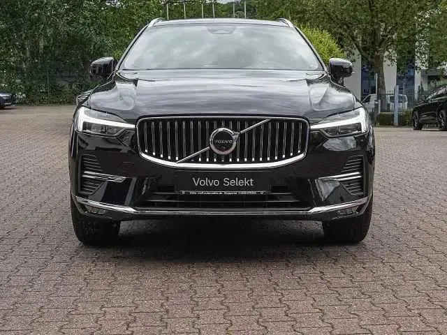 Gebraucht Volvo XC60 145 PS (106 kW) 2022 SUV