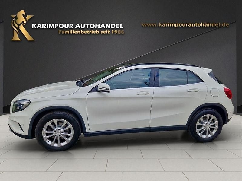 Gebraucht Mercedes GLA220 170 PS (125 kW) 2014 Weiß SUV