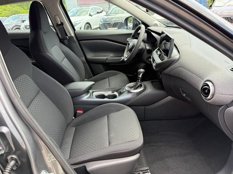 Gebraucht Nissan Juke Acenta 114 PS (83 kW) 2024 Grau SUV