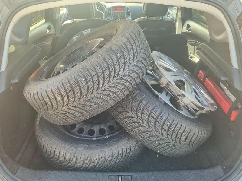 Gebraucht Opel Astra Cosmo 165 PS (121 kW) 2010 Grau Limousine