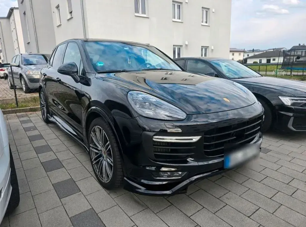 Gebraucht Porsche Cayenne GTS 441 PS (324 kW) 2015 Schwarz SUV