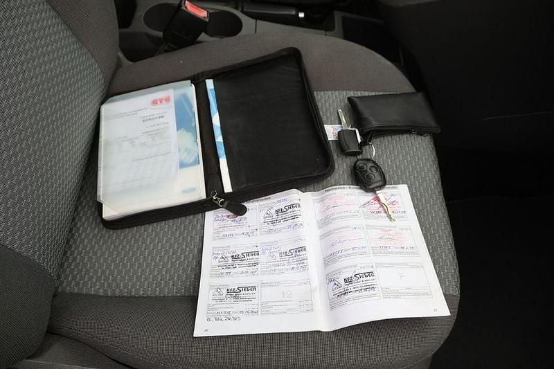 Gebraucht Ford C-MAX 125 PS (91 kW) 2007 Grün Van / Kleinbus