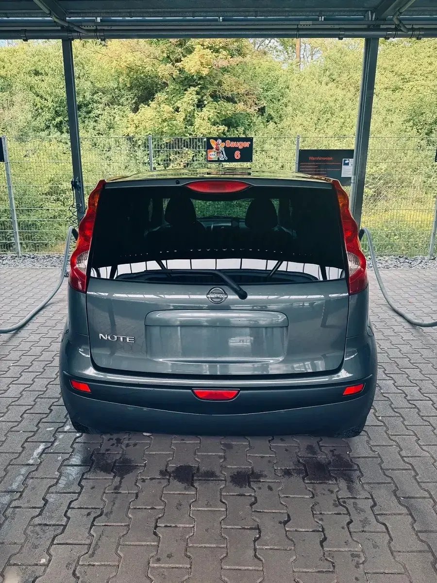 Second-hand Nissan Note 110 CP (80 kW) 2006 Andere farben Hatchback
