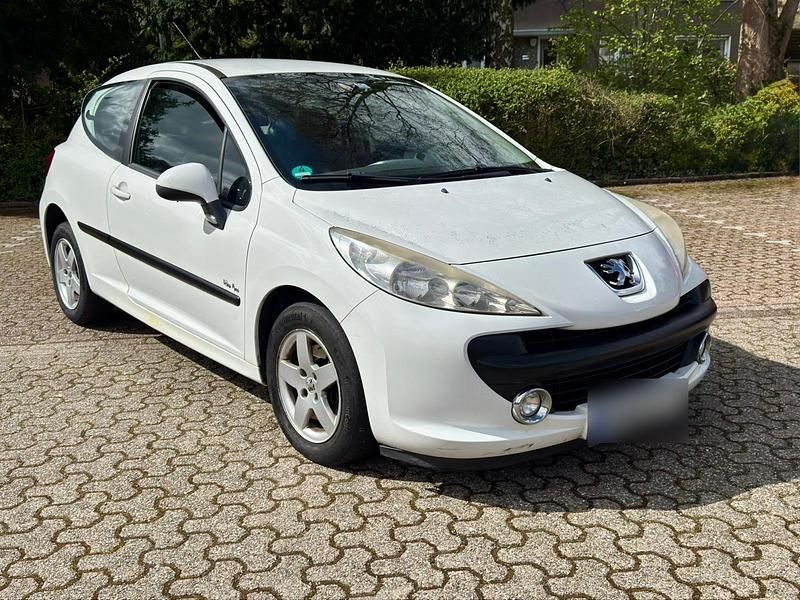 Gebraucht Peugeot 207 95 PS (69 kW) 2009 Weiß Kleinwagen