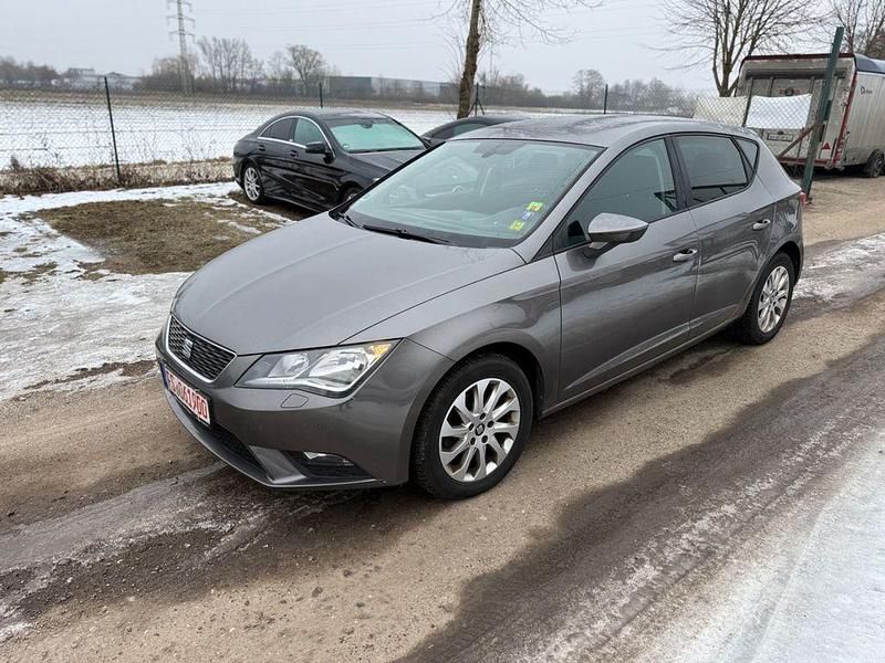 Gebraucht Seat Leon Style 105 PS (77 kW) 2014 Grau Limousine