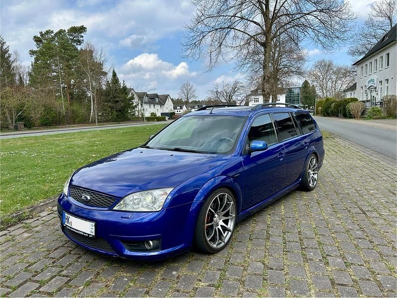 Blau Gebraucht 2003 Ford Mondeo ST Kombi | 2.700 € (Fairer Preis) - Bild 1/4