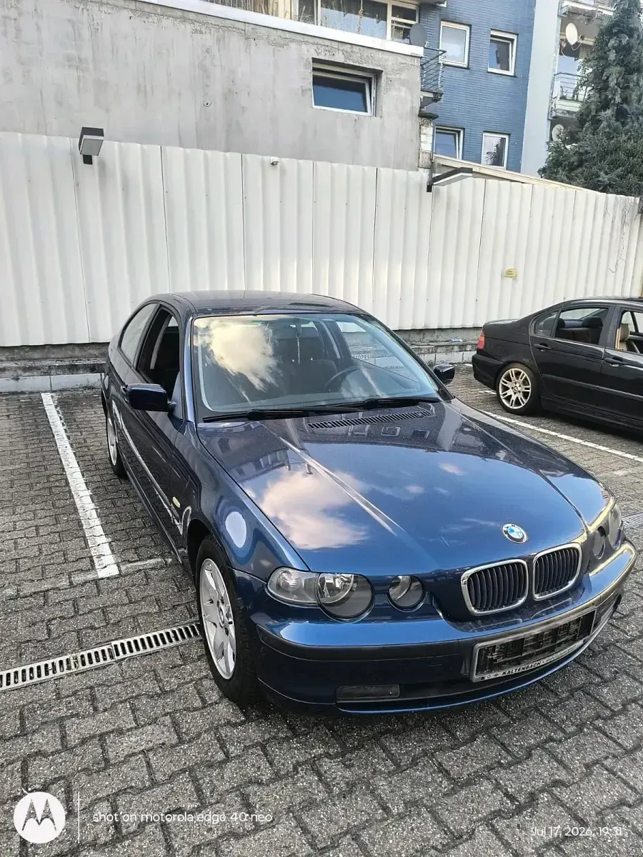 Gebraucht BMW 316 Compact 116 PS (85 kW) 2003 Blau Kleinwagen