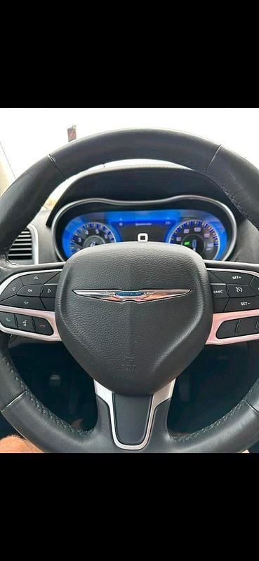 Używany Chrysler 300C 306 KM (225 kW) 2019 Czarny Sedan/Limuzyna