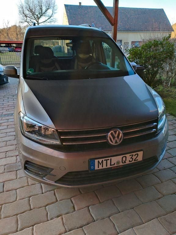 Gebraucht VW Caddy 125 PS (91 kW) 2018 Beige Van / Kleinbus