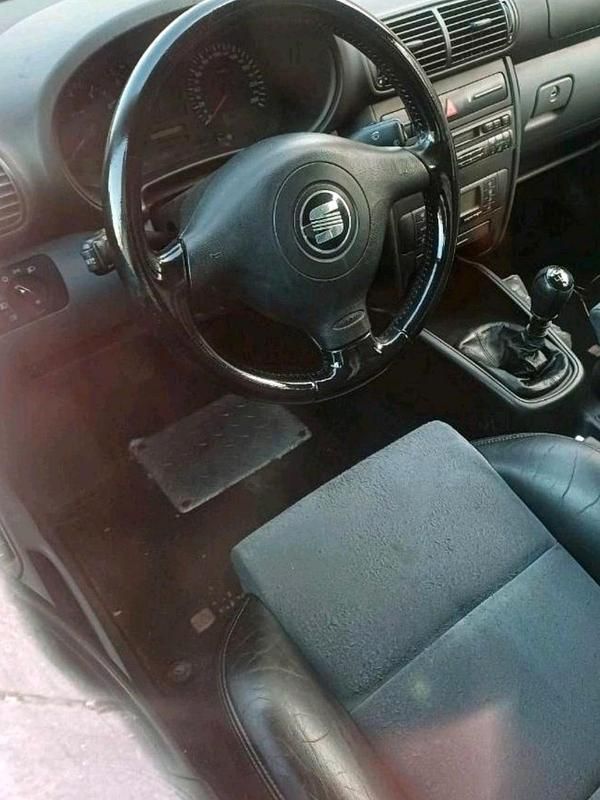 Second-hand Seat Toledo 150 CP (110 kW) 1999 Argintiu Berlinǎ