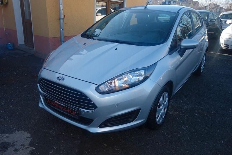 Silber Gebraucht 2014 Ford Fiesta SYNC Edition Kleinwagen | 7.999 € (Guter Preis) - Bild 1/4