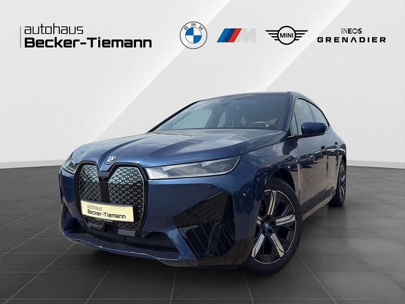 Phytonicblau Gebraucht 2022 BMW iX Sport Line SUV | 40.898 € (Guter Preis) - Bild 1/4