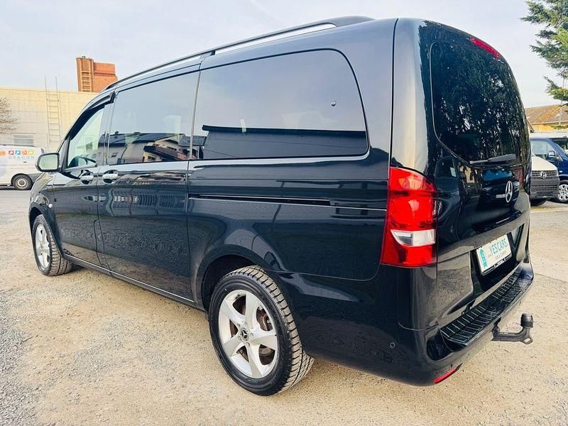 Gebraucht Mercedes Vito Edition 190 PS (139 kW) 2018 Schwarz Van
