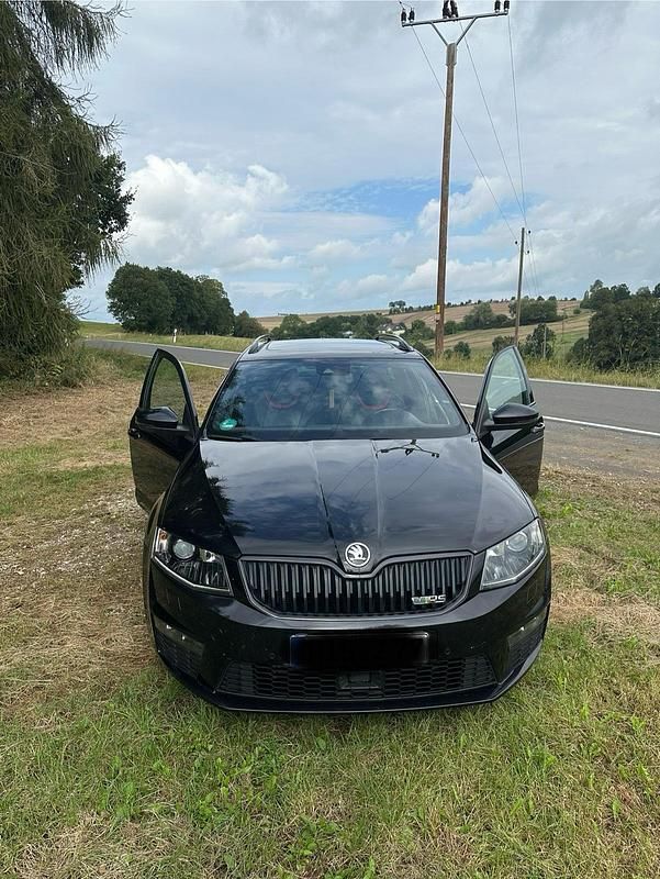 Gebraucht Skoda Octavia RS 184 PS (135 kW) 2014 Schwarz Kleinwagen