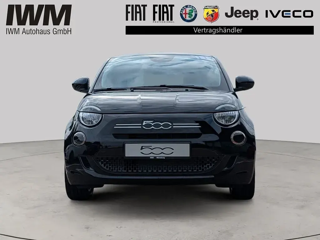 Neu Fiat 500 Icon 65 PS (47 kW) 2026 Schwarz Kleinwagen