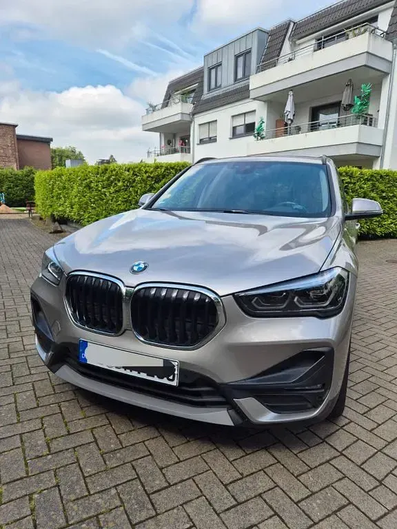 Usado BMW X1 150 CV (110 kW) 2022 Plateado SUV