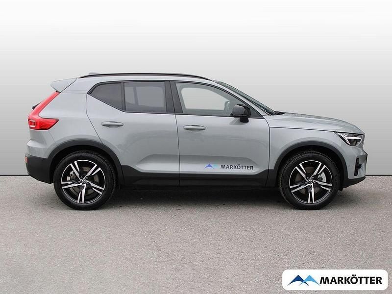 Gebraucht Volvo EX40 Plus 185 kW (252 PS) 2025 Vapour grey / metallic SUV