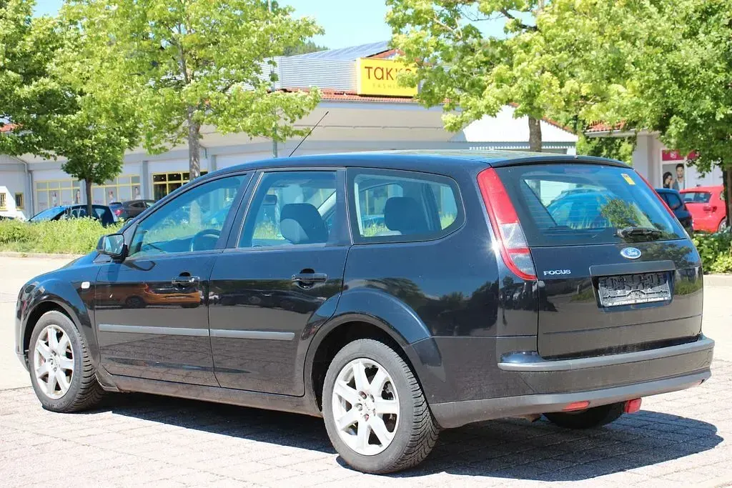 Gebraucht Ford Focus 145 PS (106 kW) 2005 Schwarz Limousine