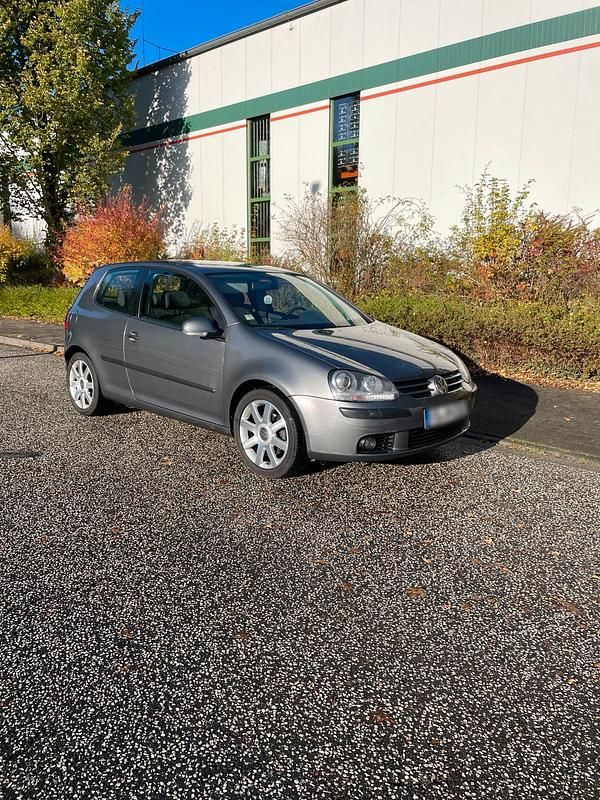 Usata VW Golf 102 CV (75 kW) 2004 Grigio Coupé