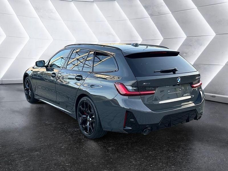 Neu BMW 330 M Sport 286 PS (210 kW) 2025 Grau Kombi