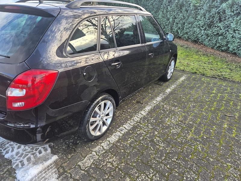 Gebraucht Skoda Fabia 90 PS (66 kW) 2014 Schwarz Kombi