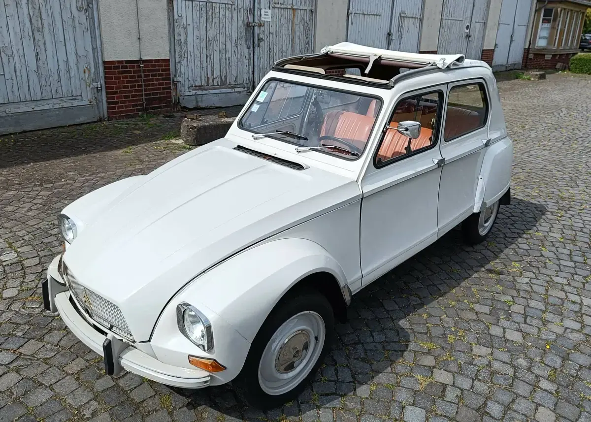 Gebraucht Citroën Dyane 24 PS (17 kW) 1968 Beige Limousine