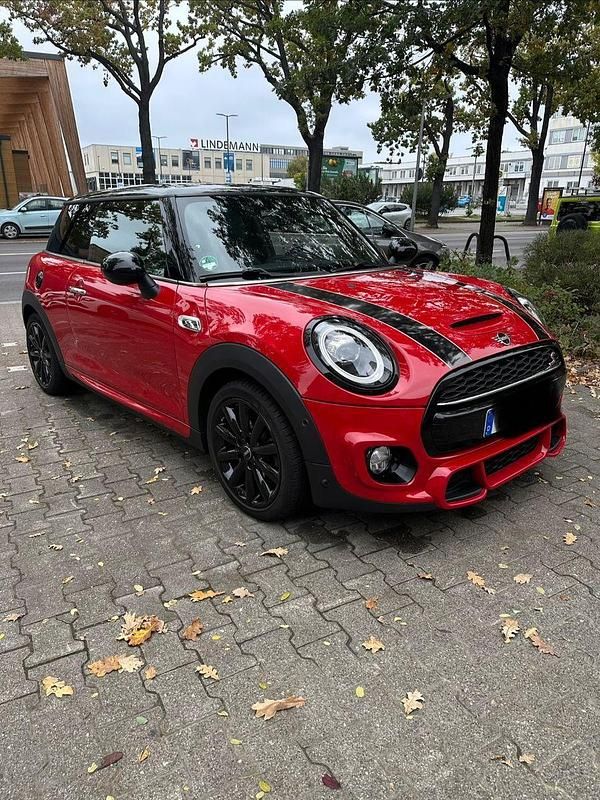 Rot Gebraucht 2019 Mini Cooper S Coupé Coupé | 21.500 € - Bild 1/4