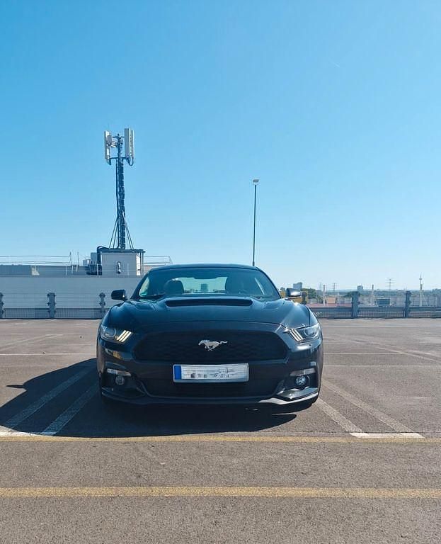 Schwarz Gebraucht 2015 Ford Mustang Coupé | 21.999 € (Guter Preis) - Bild 1/4