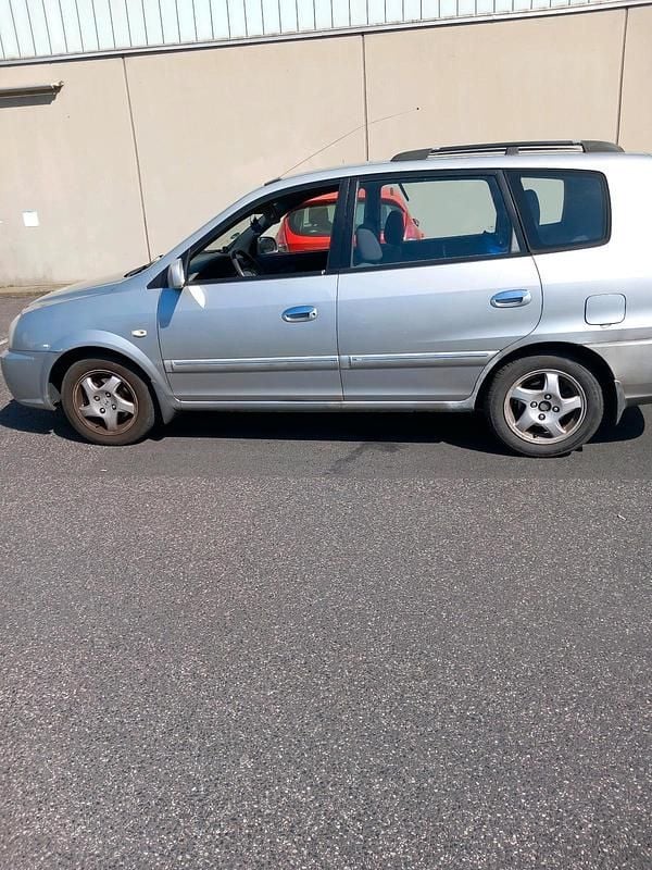 Silber Gebraucht 2003 Kia Carens Van / Kleinbus | 1.500 € (Guter Preis) - Bild 1/4