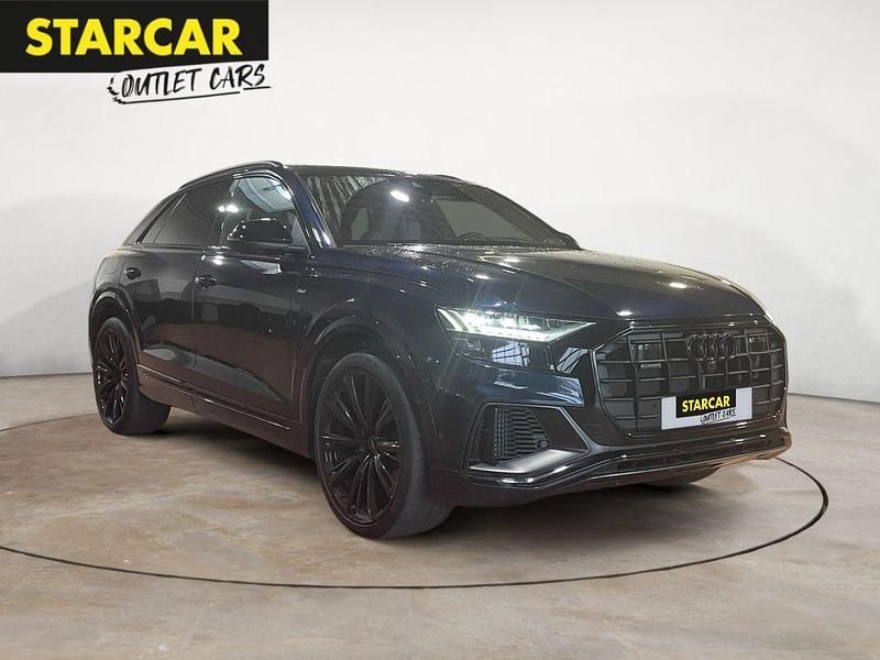 Waitomoblau metallic Gebraucht 2023 Audi Q8 Business SUV | 92.770 € (Fairer Preis) - Bild 1/4