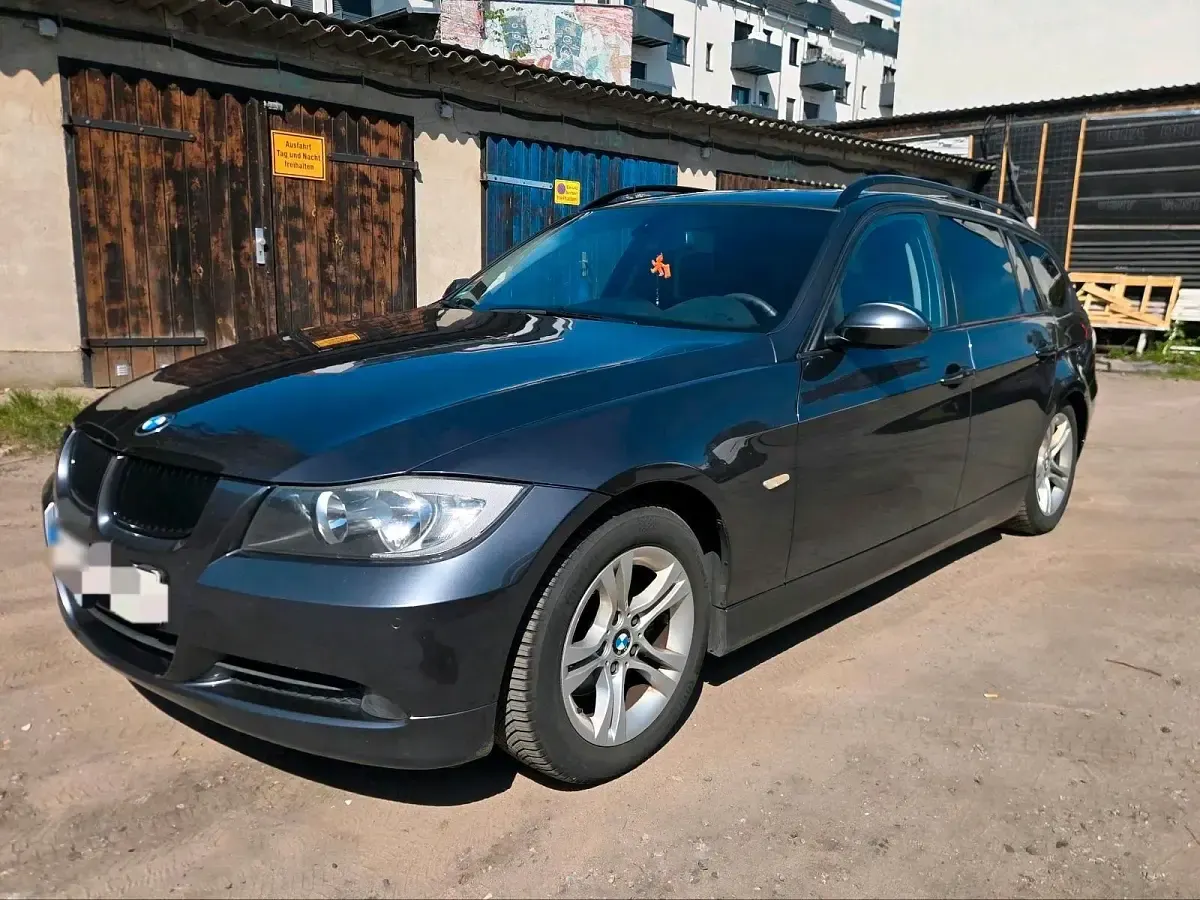 Second-hand BMW 320 150 CP (110 kW) 2007 Gri Break